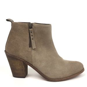 Hoss Intropia suede leather ankle boot bootie zip